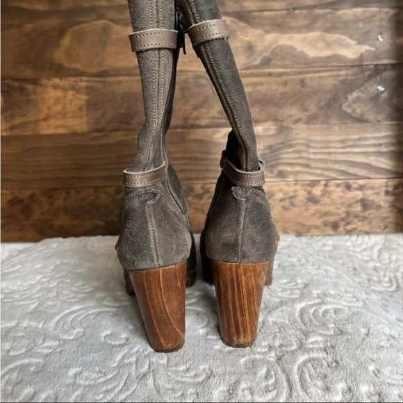 The Art Company Mid Ankle Boots Sz 38 US 7-7.5 Leather Suede Wooden Heel Buckle - Picture 3 of 13